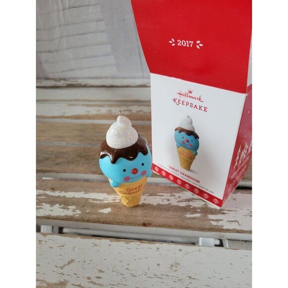 Hallmark Great grandson ice cream cone 2017 ornament Xmas holiday tree - Picture 1 of 7